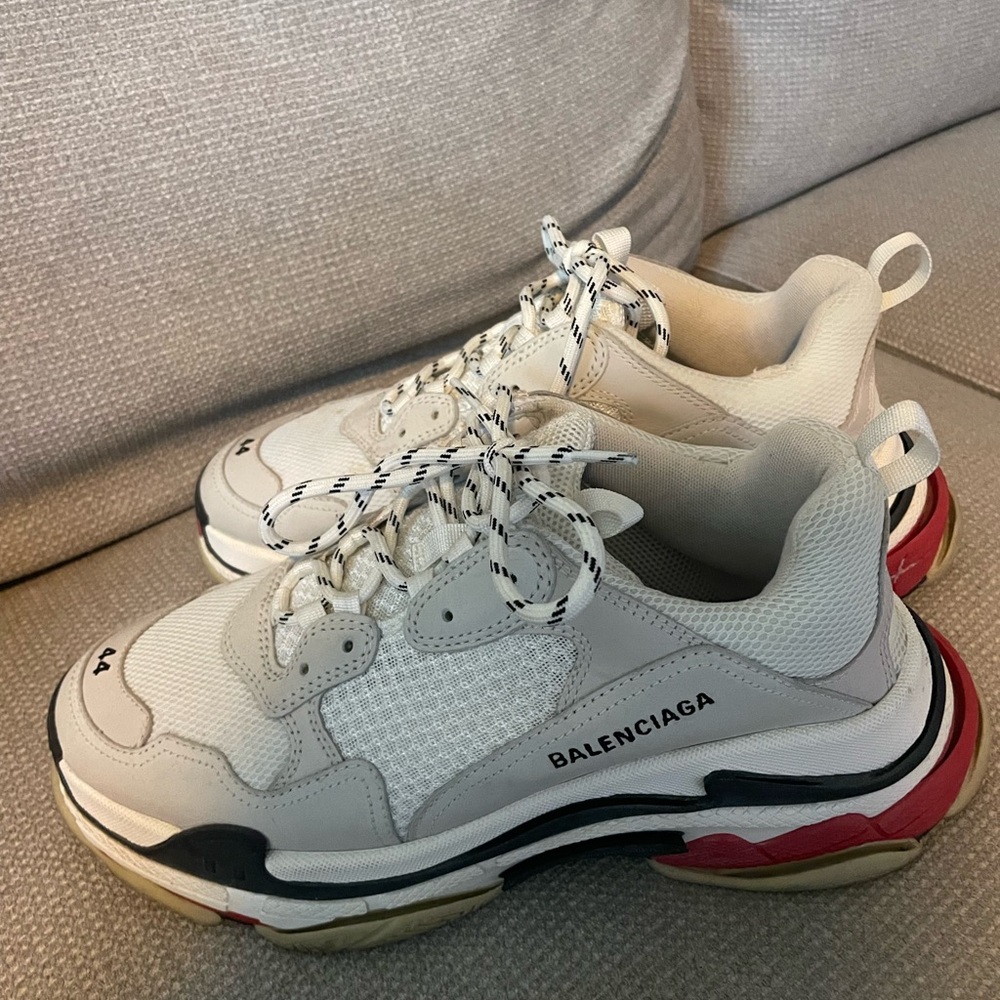 Balenciaga Triple S